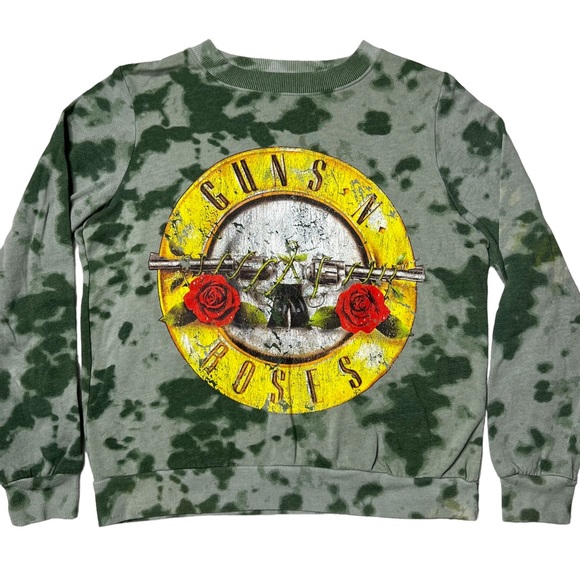 Guns N Roses Tops - Guns N Roses Tie Dye Crewneck Pullover Sweatshirt in Green Women’s Sz Small